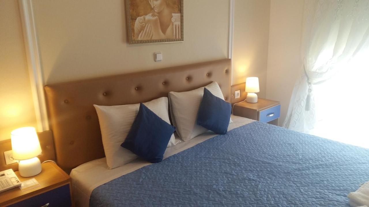 Pantheon Deluxe Apartments Archangelos  Buitenkant foto