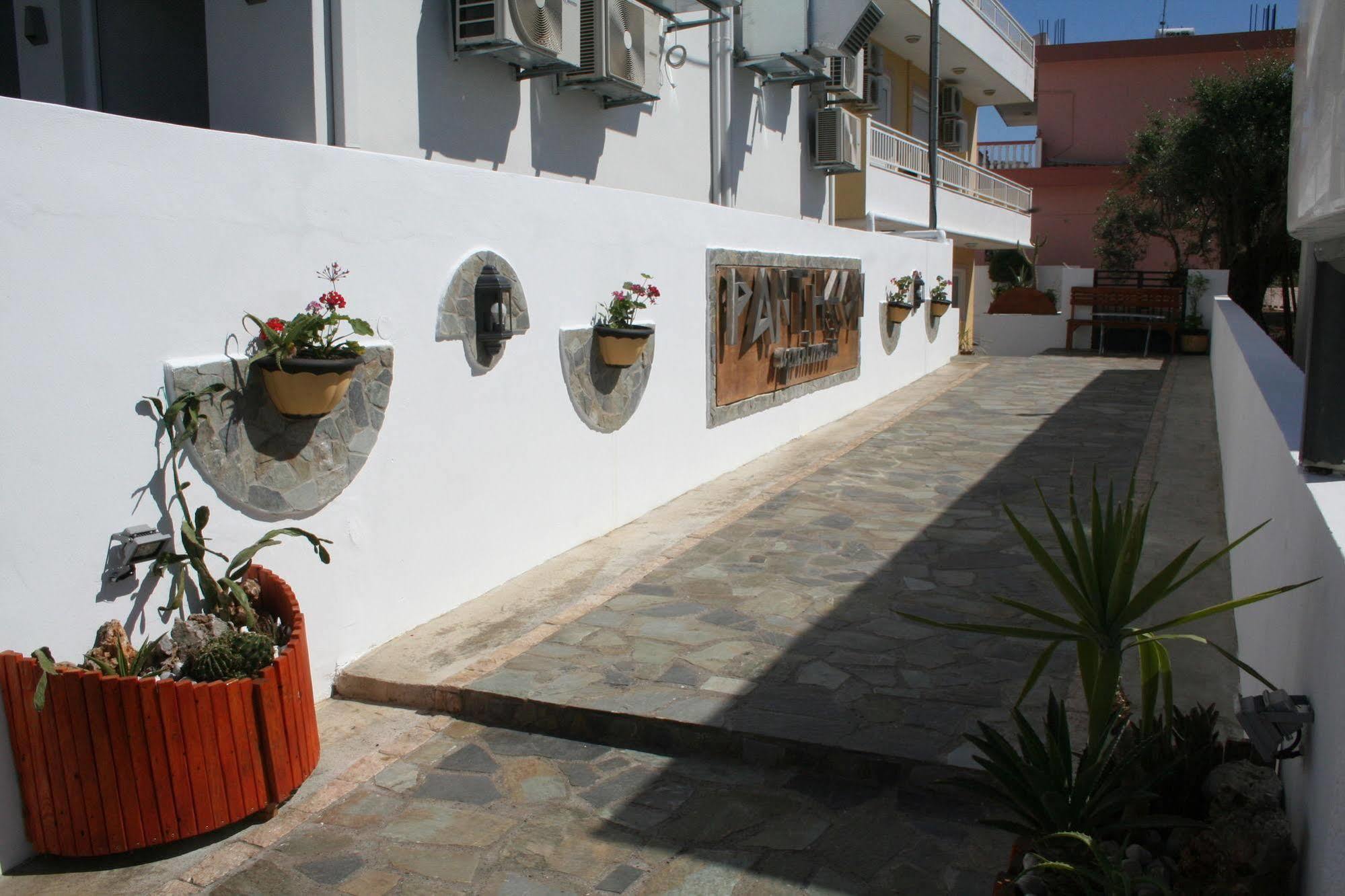 Pantheon Deluxe Apartments Archangelos  Buitenkant foto